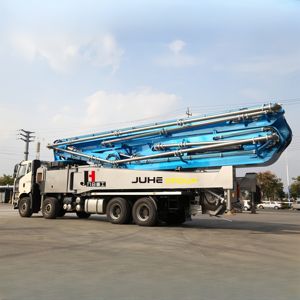 JIUHE Factory High Efficiency Good Concrete Quality Core <b>Engine</b> Construction Machinery 62m Boom Pump Truck Concrete Pump - Product Image 4