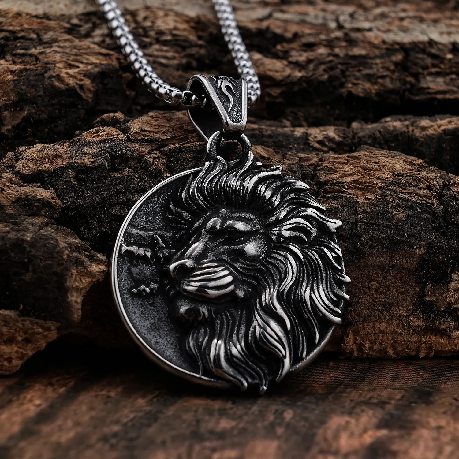 wholesale Stainless Steel Cool Animal lion head pendant charm double sided round coin beast lion pendant necklace set for men