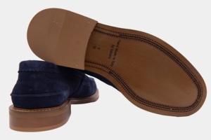Mocassins en daim bleu moderne-Sangle penny et coutures artisanales-Chic Streetwear Moments - Product Image 5