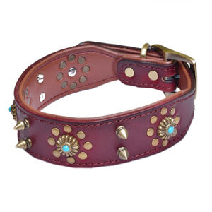 Característica enjoyada <span class=keywords><strong>Collar</strong></span> de perro mascota con pinchos de cuero de vaca duradero con remache - Product Image 3