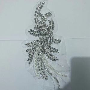 Haute Couture Nguồn cung cấp pha lê vạt áo đính, Bridal pha lê Bead đính cho Bridal Dress, Rhinestone vạt áo vá - Product Image 2