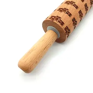 क्रिसमस लकड़ी के रोलिंग पिन फ्रेंच शैली के साथ अनुकूलित बीच लकड़ी रोलिंग पिन बेकिंग उपकरण