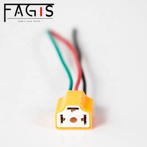 Tự Động Đèn Pha H4 Gốm Ổ Cắm Automovile Bóng Đèn Ổ Cắm Đèn Chủ - Product Image 1