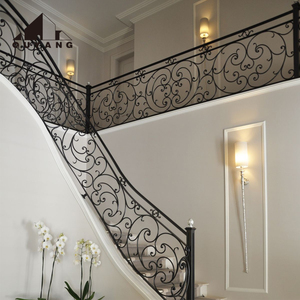 Balustrade en <span class=keywords><strong>fer</strong></span> <span class=keywords><strong>forgé</strong></span> spirale personnalisée pour villa de luxe, escalier en fonte durable avec motif floral - Product Image 2