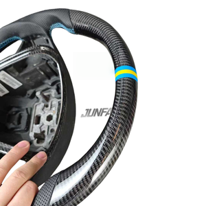 พวงมาลัยหนังแท้สำหรับ Volvo XC40 XC60 <span class=keywords><strong>S60</strong></span> XC90 S90 ตก<span class=keywords><strong>แต่ง</strong></span>ด้วยคาร์บอนไฟเบอร์แบบสปอร์ต - Product Image 3