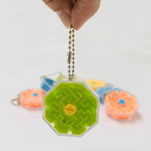 Vente en gros mini <span class=keywords><strong>labyrinthe</strong></span> puzzle cube créatif 3D <span class=keywords><strong>jeu</strong></span> de <span class=keywords><strong>labyrinthe</strong></span> en plastique pour enfants ou adultes jouet porte-clés - Product Image 6