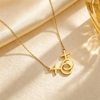 Collier Pendentif Minimaliste en Acier Inoxydable pour Couples, Symbole de Genre, Chic et Polyvalent, Doré, Meilleure Vente