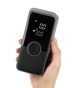 Gonfleur de pneus numérique <span class=keywords><strong>rechargeable</strong></span> double alimentation 12V 150psi <span class=keywords><strong>avec</strong></span> lumière <span class=keywords><strong>d</strong></span>'urgence ABS, LED et 4 aiguilles, <span class=keywords><strong>batterie</strong></span> 6000mAh, certifié CE - Product Image 1