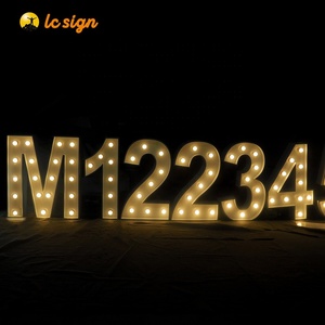 Bombilla gigante LED 3D personalizada de 2 pies, y 5 pies 4 pies, ¿te casarás conmigo, marquesina de amor, soporte de luces con <span class=keywords><strong>letras</strong></span> para suministros de cumpleaños y bodas? - Product Image 6