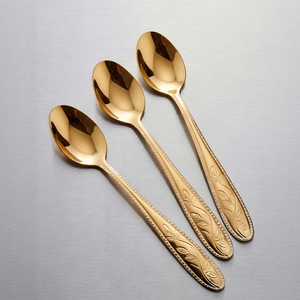 Cuillères à thé en acier inoxydable plaqué or avec motif feuille, manche long, finition miroir, design glamour, durables, vaisselle de mariage - Product Image 1