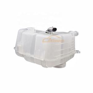 Aelwen système de refroidissement réservoir d'expansion de liquide de refroidissement utilisé pour <span class=keywords><strong>OPEL</strong></span> <span class=keywords><strong>ASTRA</strong></span> <span class=keywords><strong>J</strong></span> pièce n ° 1304019 1304005 1304014 - Product Image 2