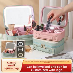 Caja de <span class=keywords><strong>maquillaje</strong></span> portátil de gran capacidad con cierre de cremallera y espejo LED Nuevo tipo adolescente para neceser hecho de material de PU - Product Image 2