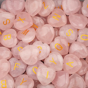 Corazón de Cristal Rosa Natural, 26 Letras, Tallado a Mano, Piedra Preciosa, Adornos Pequeños en Inglés para Decoración del Hogar - Product Image 3