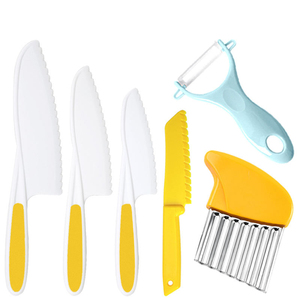 Suministros de cocina para niños Cuchillos de fruta de plástico para cortar frutas Juego de cortadores de cocina para niños con tablero pequeño de verduras - Product Image 2