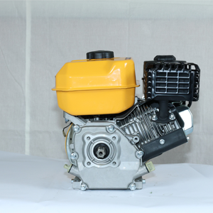Moteur OHV de 6,8 CV/8 CV et 230 cm³ capable de briser le sol compacté, essentiel pour la préparation des terres après inondation sur les petites exploitations agricoles du Kenya. - Product Image 2