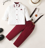 Nouvel ensemble de tenue de gentleman pour garçon automne 2026 : Chemise blanche imprimée + Pantalon à bretelles bordeaux (2 pièces)