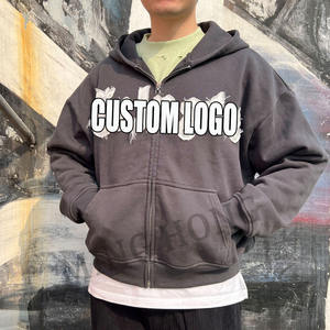 Sweat-shirt à capuche Boxy en coton brodé d'autocollants en éponge de style urbain personnalisé pour hommes - Product Image 3