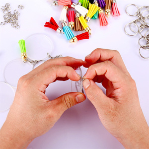 ชุดพวงกุญแจอะคริลิคทรงกลมสำหรับเลือกของขวัญพิเศษพวงกุญแจพรีเมียมแบบกำหนดเอง - Product Image 4