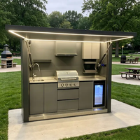 Cuisine de jardin modulaire mobile en métal, aluminium et acier inoxydable avec barbecue et four pour camping en extérieur