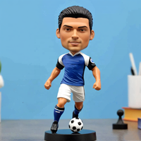 Sculpture de joueur de football en résine artisanale, figurine de joueur de football en résine personnalisée, figurine de collection