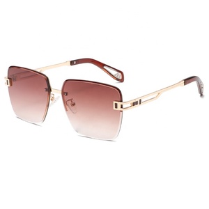 Gafas <span class=keywords><strong>de</strong></span> Sol Cuadradas UV400 para Mujer, Certificadas con el Estándar Global <span class=keywords><strong>de</strong></span> Reciclaje, Ideales para <span class=keywords><strong>Ferias</strong></span> y Conferencias al Aire Libre - Product Image 3