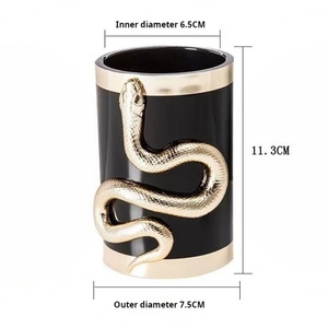 ชุดแปรงแต่งหน้าเลียนแบบงูสามมิติดีไซน์ไฮเอนด์10ชิ้นพร้อมถังแปรงชุดแปรงเครื่องสำอาง - Product Image 4