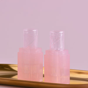 Lápiz <span class=keywords><strong>labial</strong></span> de tubo de realce cuadrado, transparente, grueso, 3,5g, ecológico, con logotipo privado, <span class=keywords><strong>precio</strong></span> de fábrica - Product Image 3