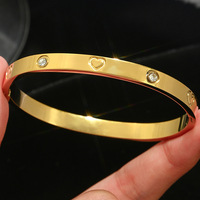 Bracelet tendance en acier inoxydable étanche avec fleur en or PVD 18 carats et zircon, cadeau idéal pour femme
