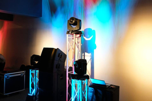 Sistema de Truss Dual Totem de 1m, Torre de Iluminación de Escenario de Aleación de Aluminio, Capacidad de Carga de 1000kg para Luces Móviles, Altavoces y Monitores - Product Image 6