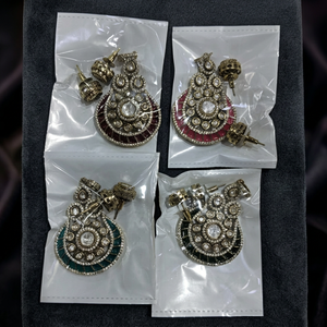 Pendientes de latón con piedras Ad Jewellry, chapados en plata, ligeros, resistentes a golpes, accesorio tradicional indio de moda para mujer, venta al por mayor - Product Image 2