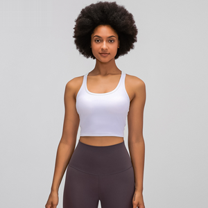 Débardeur de yoga court personnalisé S2081 rembourré effet seconde peau extensible à col ras du cou pour la course, la gym, le fitness et l'entraînement – Soutien-gorge de sport pour femme - Product Image 4