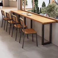 Mobilier commercial moderne avec dessus en bois et pieds en métal Table de bar haute en bois pour la cuisine et le restaurant