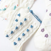 Chaussettes de curling brodées de fleurs colorées Motif coeur Chaussettes d'équipage géométriques en coton à haute élasticité