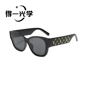 <b>Sunglasses</b> Pc Frame Uv400 Protection Class 2 Lens Unisex For Outings Cycling Driving Parties Stage Performances - Product Image 2