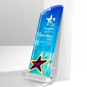 Trophée en métal et cristal personnalisé en forme d'étoile à <span class=keywords><strong>cinq</strong></span> branches pour <span class=keywords><strong>les</strong></span> employés exceptionnels et <span class=keywords><strong>les</strong></span> champions – Élégant et haut de gamme – Nouveau modèle 2025 - Product Image 3