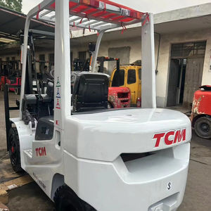 Chariot élévateur diesel d'occasion TCM FD25T3, capacité de 3 tonnes, haute efficacité, chariot élévateur lourd pour utilisation en entrepôt - Product Image 1