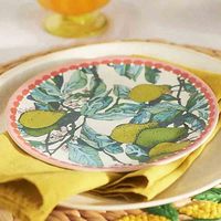 Assiette de table en céramique de luxe contemporaine peinte à la main, motif floral, vaisselle décorative personnalisée
