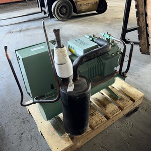 คอมเพรสเซอร์เครื่องทำความเย็นแบบกึ่งสุญญากาศชนิดลูกสูบ 4DC 7.2Y 7.5HP มือสอง สำหรับงานความเย็นสูง น้ำหนัก 165 กก. - Product Image 2