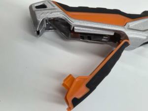 Coltello Elettrico Multifunzione per Lavori Pesanti con Lama in Acciaio Inox Larghezza 19mm Stile a Pulsante per Applicazioni Fai-da-Te - Product Image 2