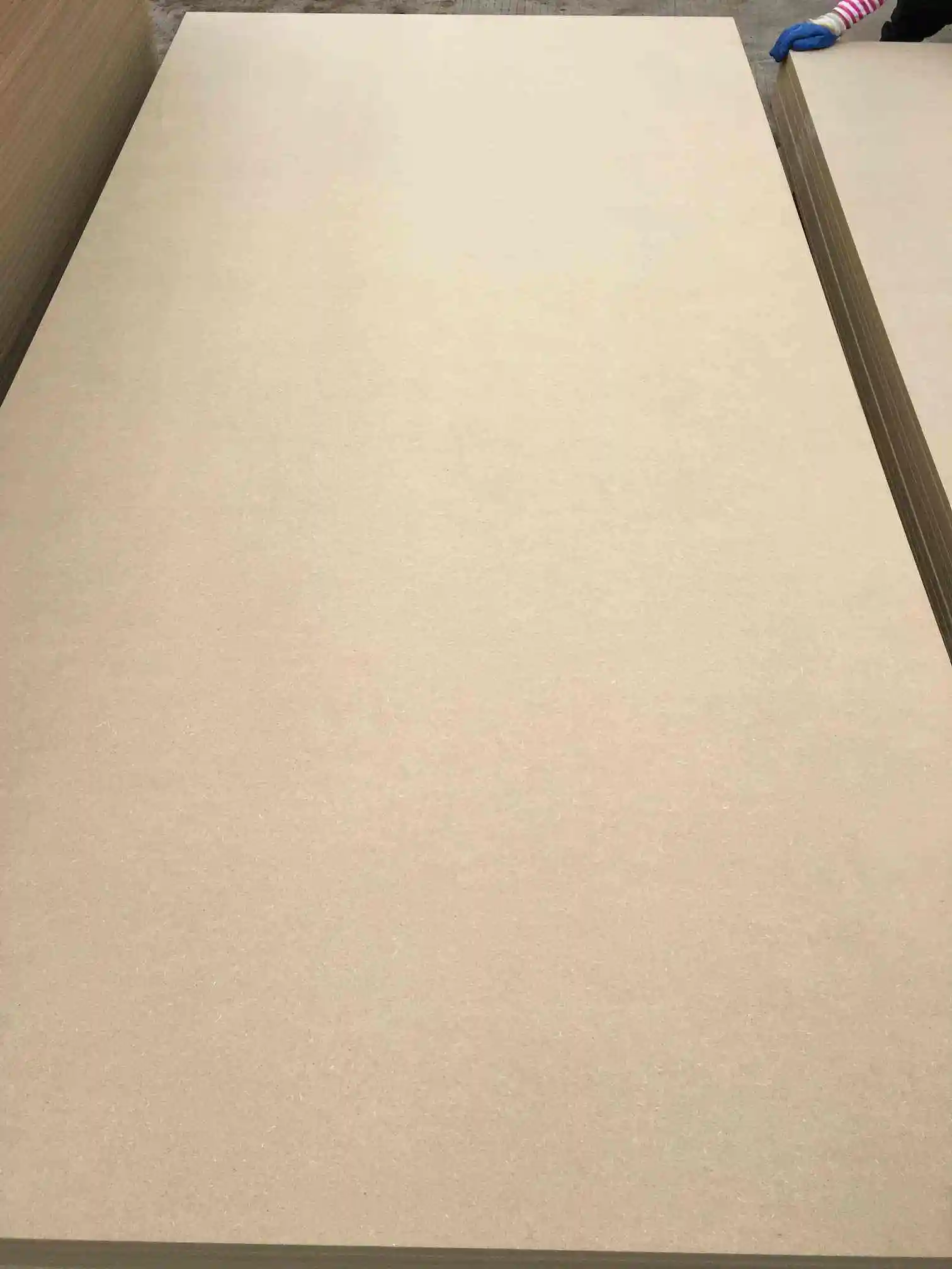 3mm a 18mm Móveis Grade Mdf Laminado Contraplacado Comercial Mdf