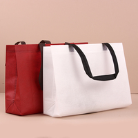 Sac de shopping personnalisé avec logo, sac non tissé réutilisable, sac fourre-tout imprimé, sac cadeau de luxe pour magasin de vêtements, vente en gros, utilisation en vrac