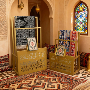 Soporte Decorativo para Oración de Ramadán con Estante para el Corán, Artículos Esenciales para Musulmanes, Elegante Soporte para Alfombra de Oración de Metal Dorado - Product Image 3