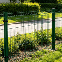 Verzinkter PVC-beschichteter Niedrigkohlenstoffstahl 50x200mm 6ft 3D Gebogener Geschweißter Drahtgitterzaun für Garten, Bauernhof und Sport