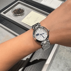 Reloj de Lujo de Alta Gama con Movimiento de Cuarzo de Precisión, Bisel con Incrustaciones de Diamantes, Visualización de Fase Lunar, Resistente al Agua para Uso Diario, Longines - Product Image 6