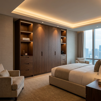 Armoire moderne en placage de noyer foncé MDF style Shaker, sur mesure, pour chambre principale d'appartement de luxe