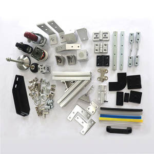 4040 4060 4080 Profil en alliage d'<span class=keywords><strong>aluminium</strong></span> Encadrement modulaire Assemblage facile Services de tubes carrés d'angle extrudé industriel - Product Image 3