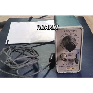 Amplificateur de sonde de courant Tektronix TYPE 134 avec sonde de courant Tektronix P6022 - Product Image 1