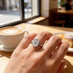Anello di Fidanzamento Solitario in Moissanite Taglio Ovale 7*10mm 2.5ct, <span class=keywords><strong>Argento</strong></span> Sterling S925 con Gambo Curvo, Gioielleria Fine di Lusso - Product Image 6
