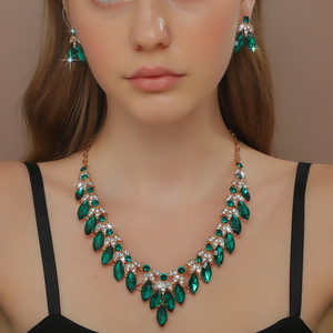 Conjunto de Collar y Pendientes Románticos para Novia, Chapados en Oro, para Bodas, Vestidos de Noche y Sesiones de Fotografía - Product Image 3