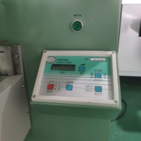 Machine de sérigraphie cylindrique multifonctionnelle semi-automatique pour bouteilles de lait et thé Machine de sérigraphie pour bouteilles de shampoing